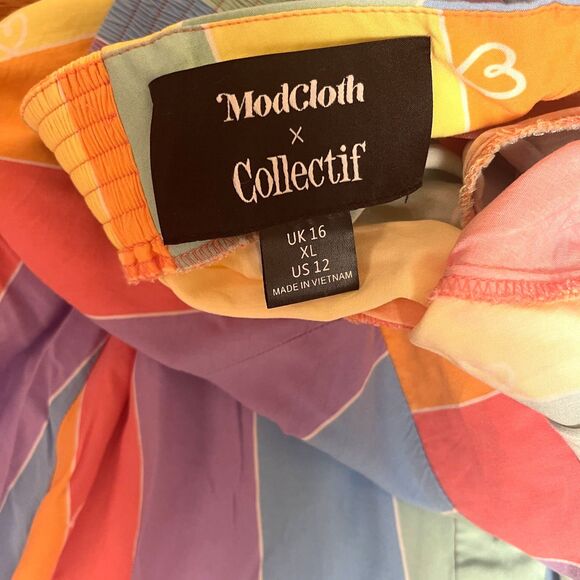 ModCloth Collectif Rainbow Hearts Flare Skirt XL 12 Whimsical Boho Pride Kawaii - Picture 5 of 12